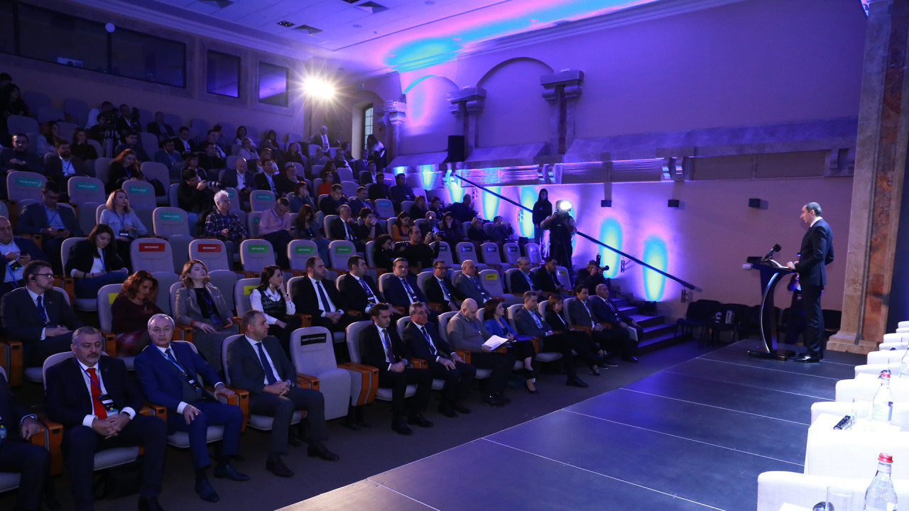 Silicon Mountains 2022 տարեվերջյան ամփոփիչ գագաթնաժողովին քննարկվել են խելացի լուծումների կիրառման և տնտեսության թվայնացման հեռանկարները