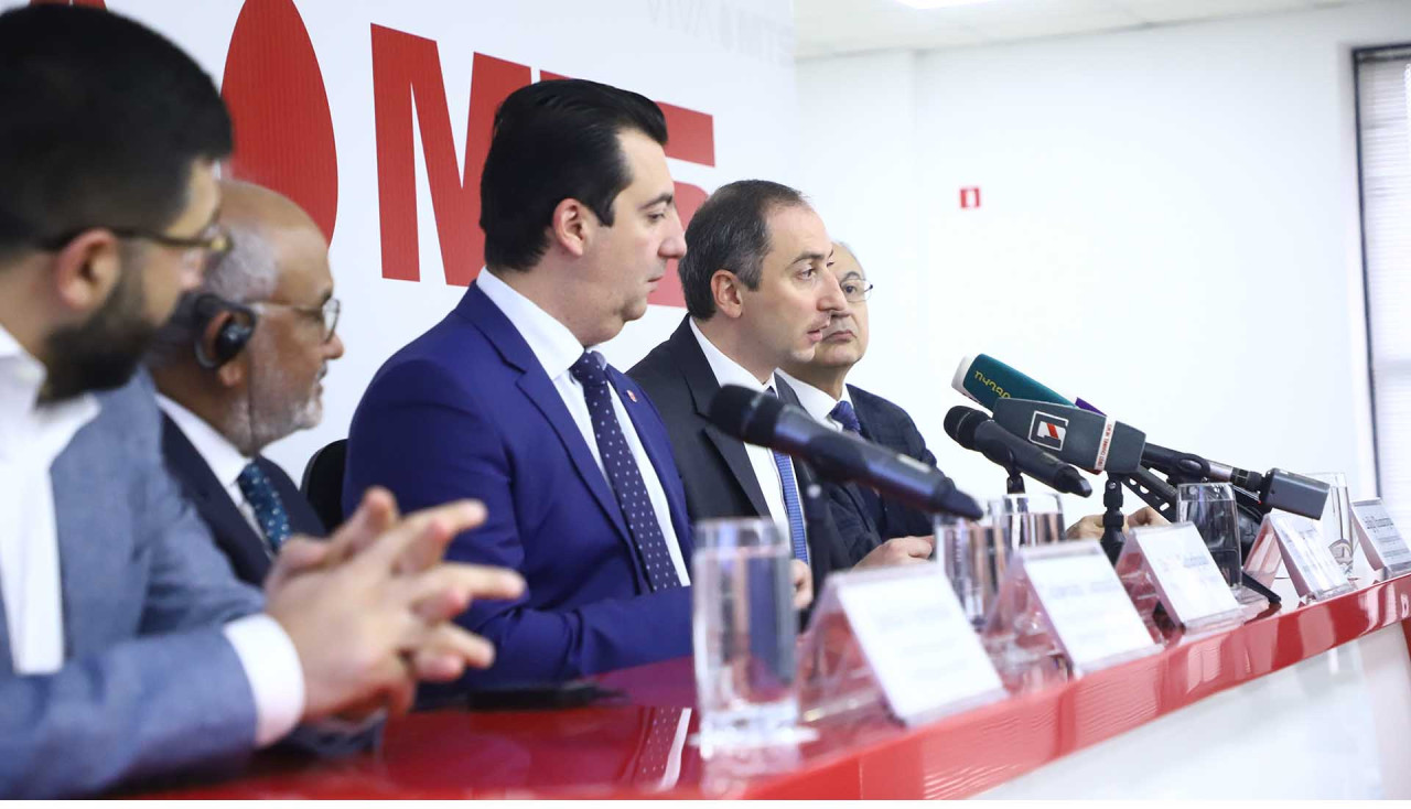 Ռոբերտ Խաչատրյանը մասնակցել է Շանթանու Նարայենին նվիրված մամուլի ասուլիսին