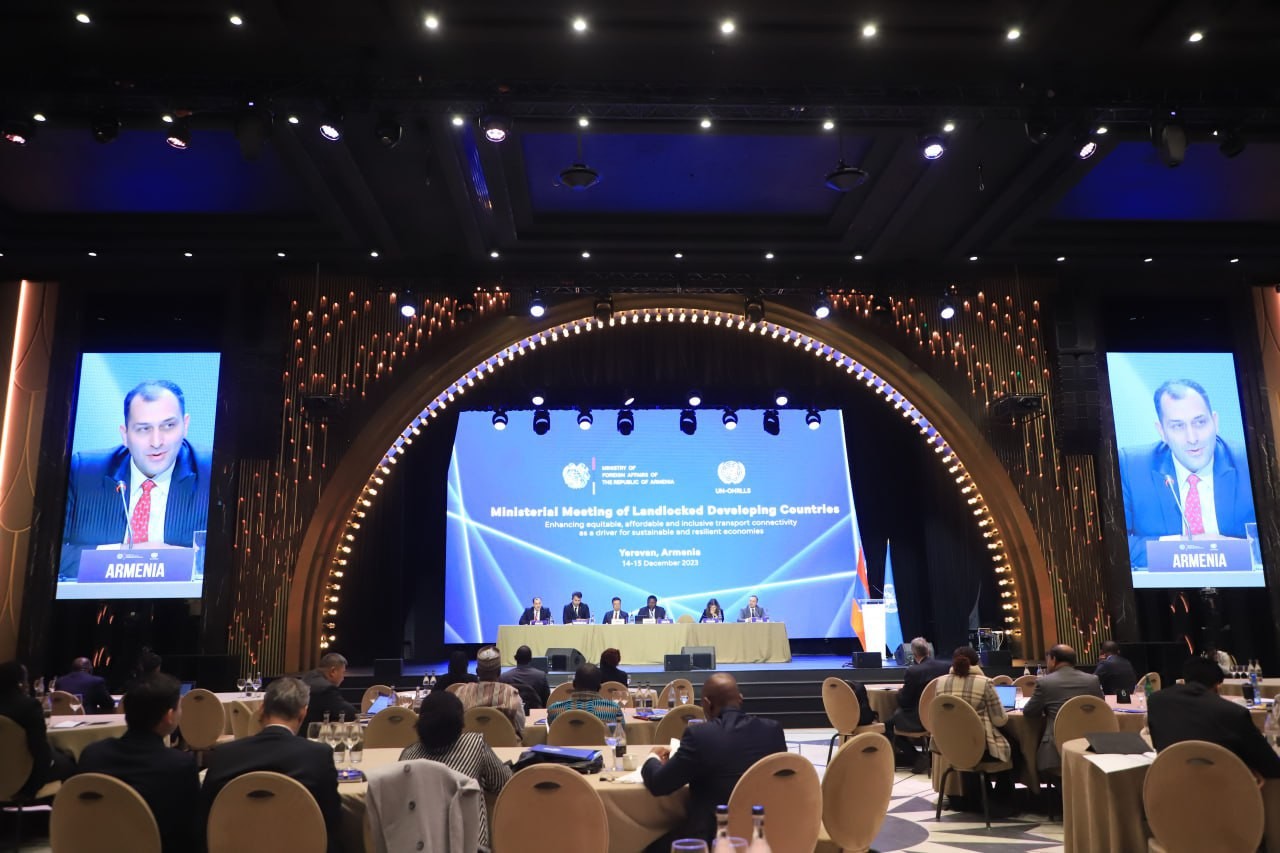 Գևորգ Մանթաշյանը մասնակցել է «Համաշխարհային առևտրի փոխակերպումը և միակցվածությունը թվային տեխնոլոգիաների միջոցով» թեմատիկ նիստին