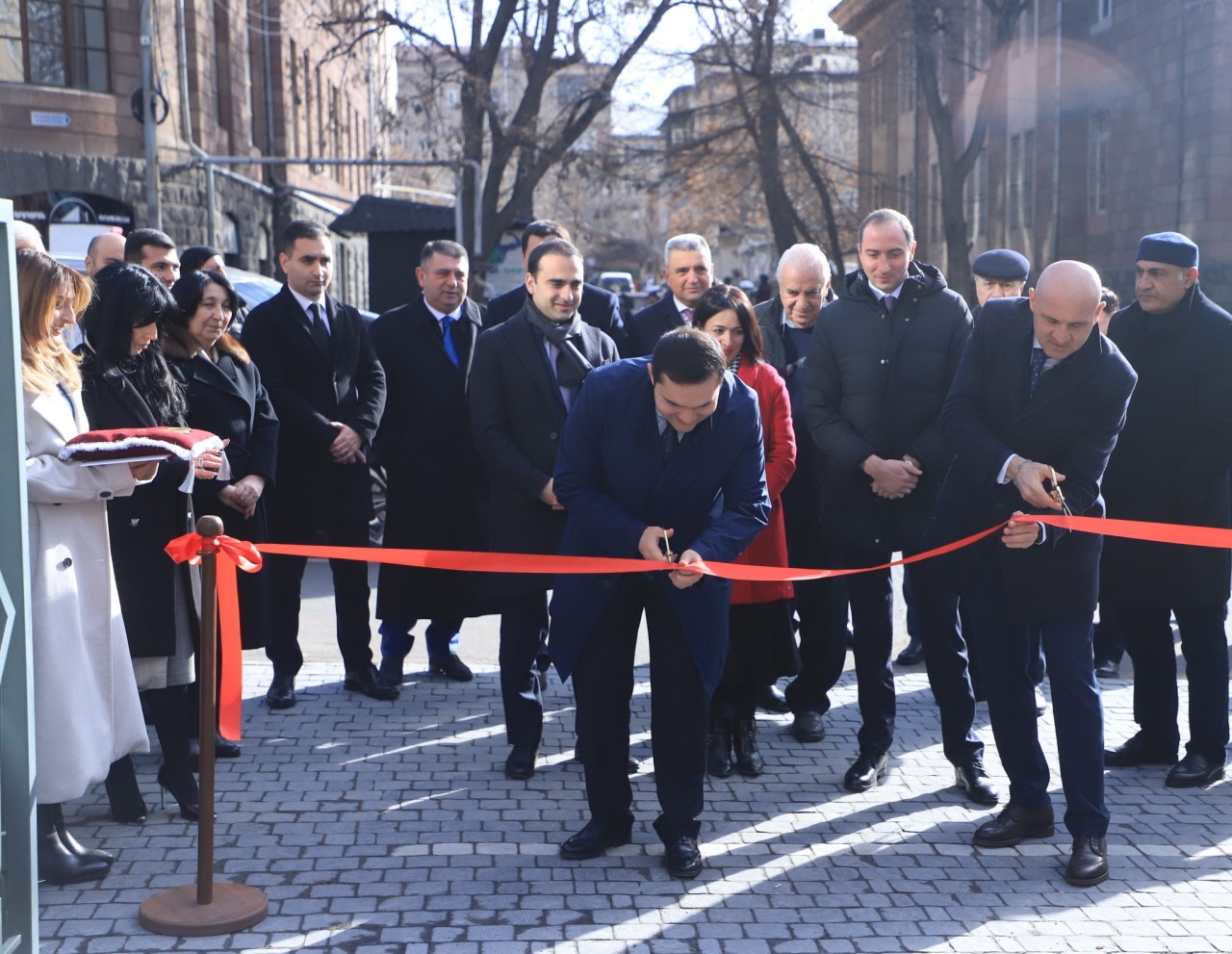 Նախարարը մասնակցել է «Հայաստանի ազգային պոլիտեխնիկական համալսարանի հիմնադրման 90-ամյակ»  հատուկ ծրարի մարման արարողությանը