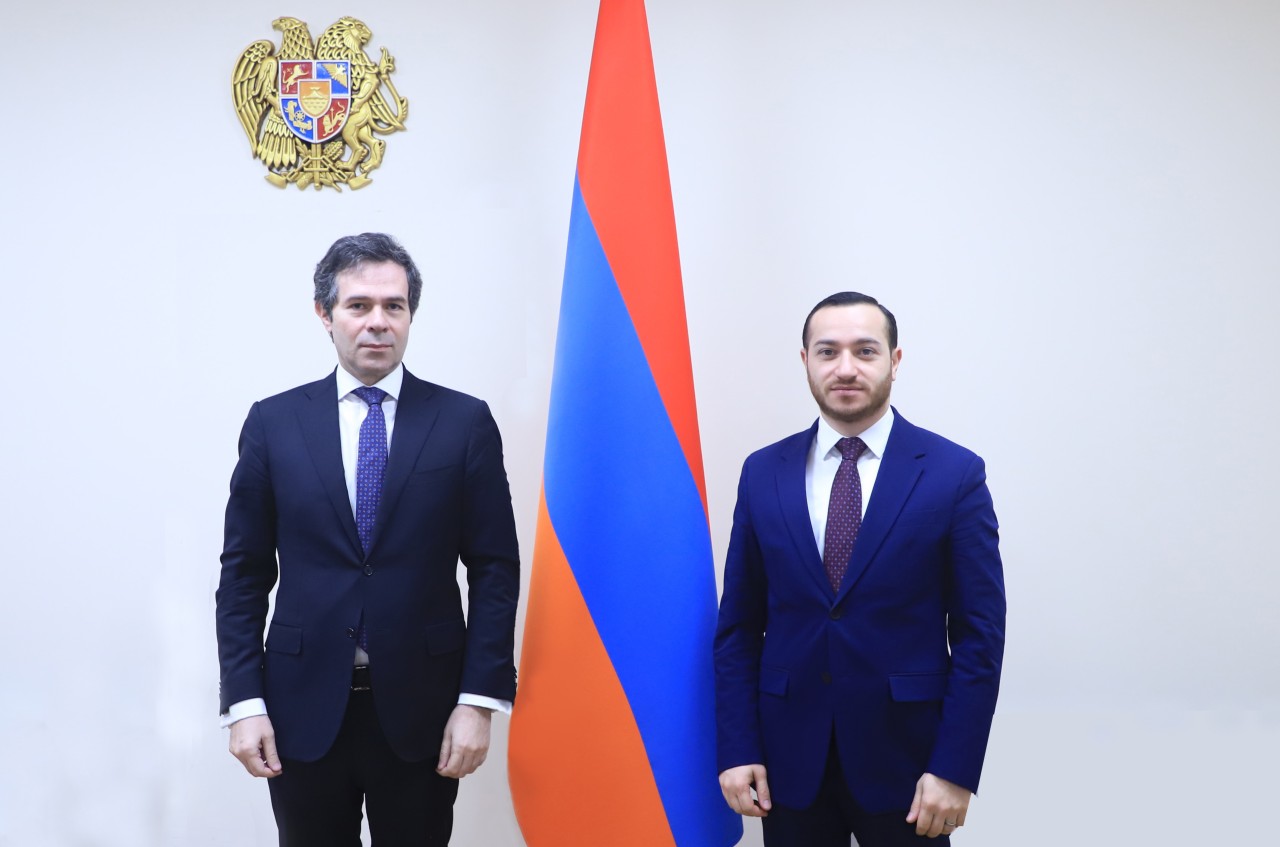 Նախարար Մխիթար Հայրապետյանն ընդունել է Հունաստանի դեսպան Խրիստոս Սոֆիանոպուլոսին
