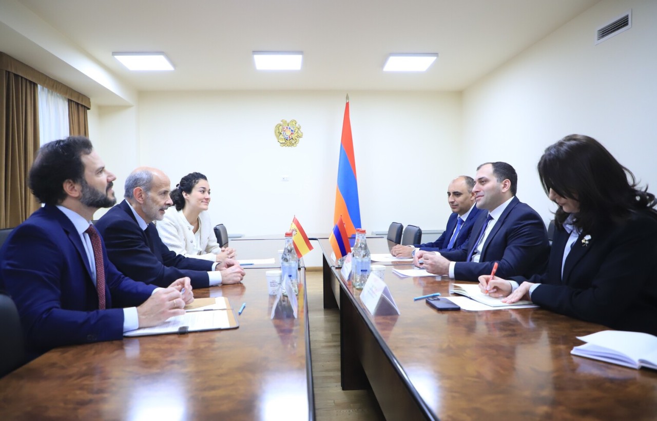 Նախարարի առաջին տեղակալն ընդունել է Հայաստանում Իսպանիայի արտակարգ և լիազոր դեսպանին