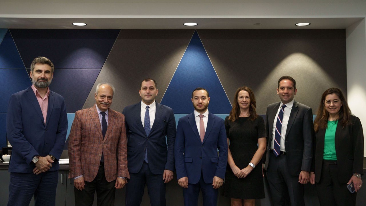 Նախարար Մխիթար Հայրապետյանը հանդիպել է Lam Research Corporation-ի կորպորատիվ ռազմավարության գծով փոխնախագահ Օդրի Չարլզիի հետ