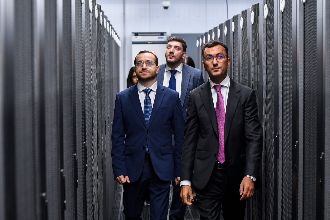 «Վիվա Արմենիա», Ucom, Team Telecom Armenia տելեկոմ ընկերություններ այցերի հերթական կանգառը «OVIO»-ն է. Մխիթար Հայրապետյանն այցելել է «OVIO»-ի տվյալների մշակման կենտրոն 