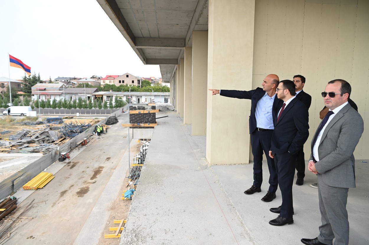 Մխիթար Հայրապետյանը ծանոթացել է  «Ինժեներական քաղաք»-ում ընթացող աշխատանքներին