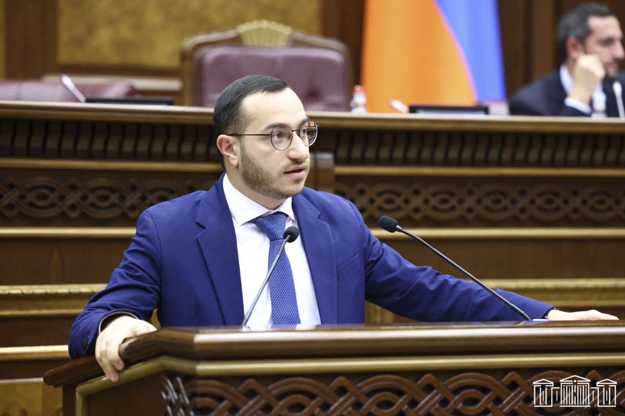 The 5G Broadband Networks Project Adopted by the National Assembly on the Second Reading