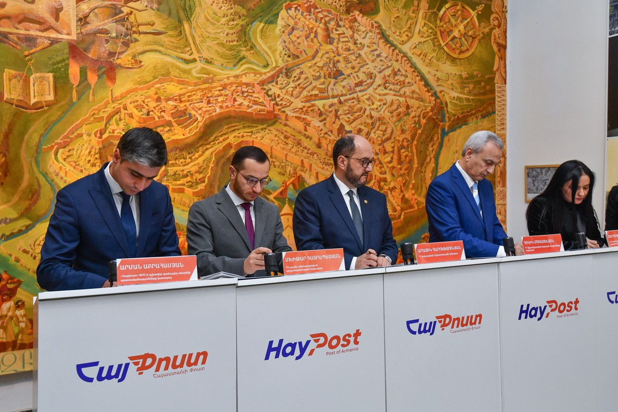 Special Postcard Dedicated to Philatelic Exhibition: Minister Mkhitar Hayrapetyan Attends Redemption Ceremony