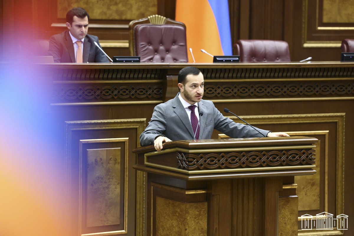 The law aims to develop the entire economy through high-tech. The National Assembly has adopted a bill aimed at fostering growth in the high-tech sector.