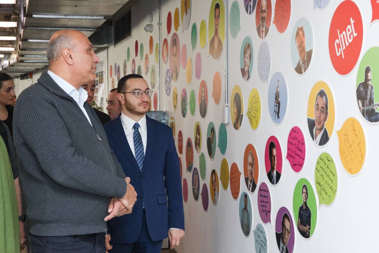 Minister Mkhitar Hayrapetyan Visits Armenia\'s First Unicorn Company- Picsart