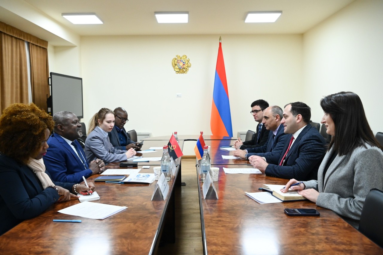 Նախարարի առաջին տեղակալն ընդունել է ՀՀ-ում Անգոլայի նորանշանակ դեսպանին