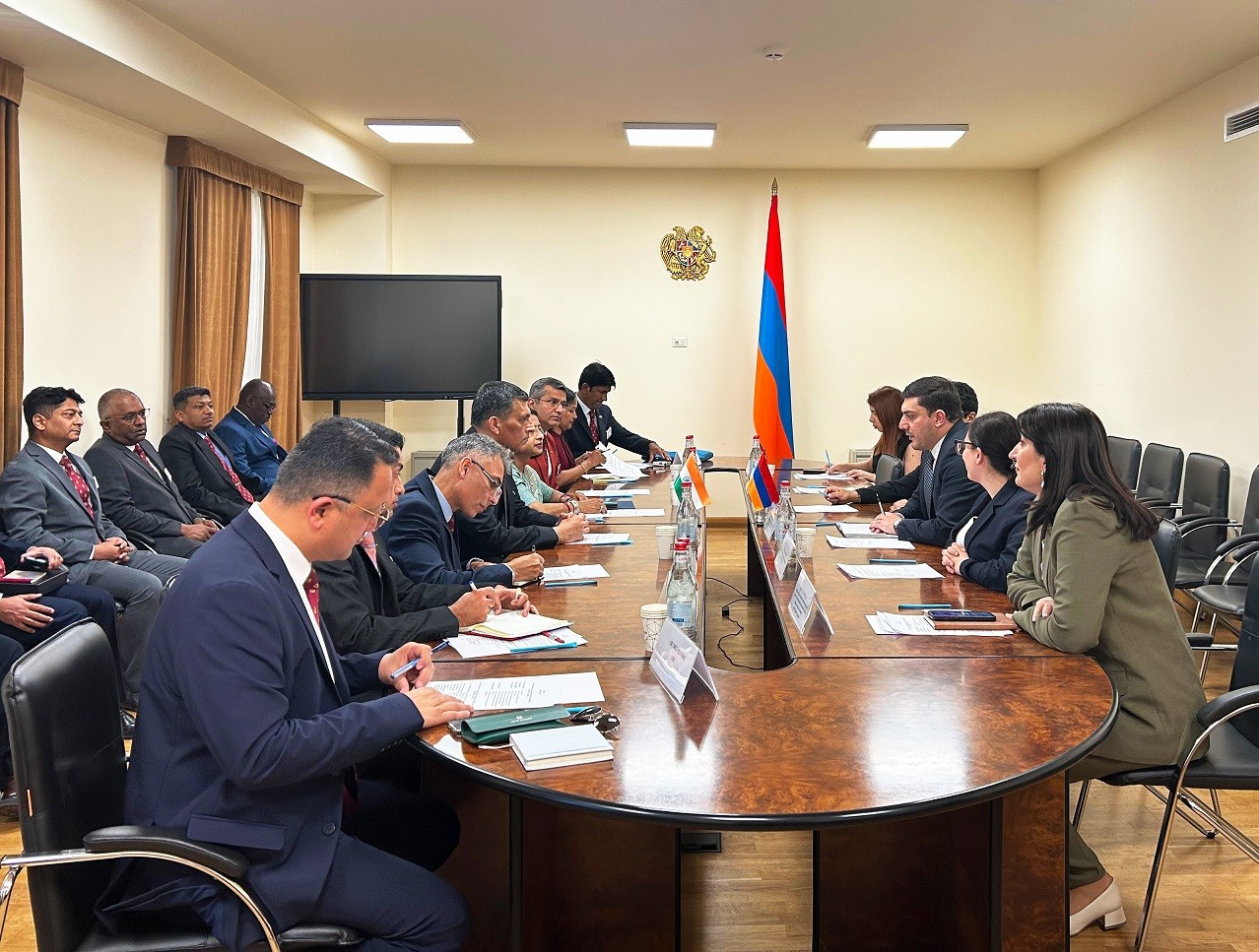 Meeting with a Delegation from the National Defense College of India: Opportunities for Sectoral Cooperation were Discussed