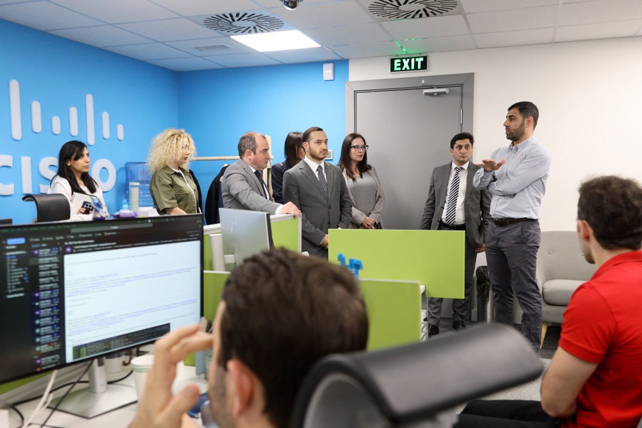 RA Minister of High-Tech Industry Mkhitar Hayrapetyan Visits Cisco Systems Armenia Office