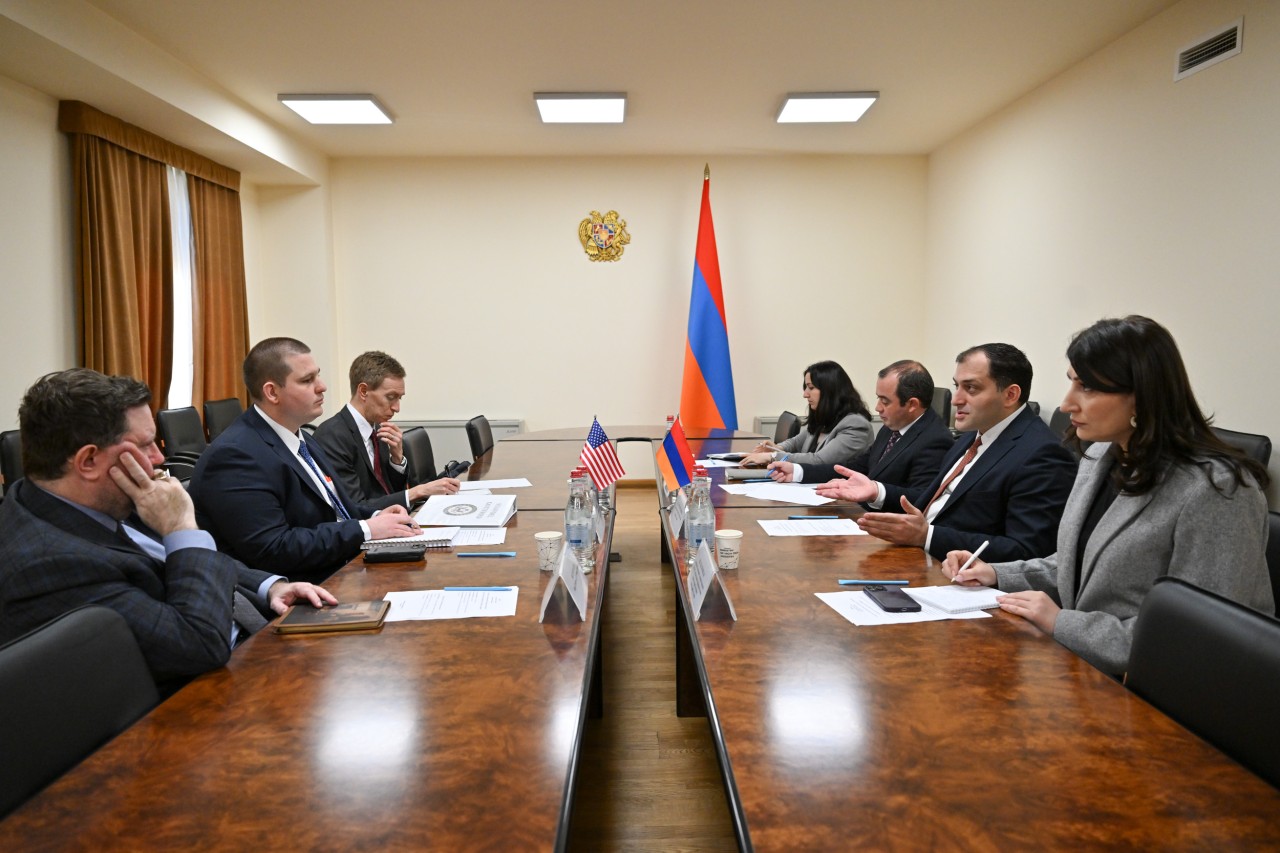 ՀՀ ԲՏԱ նախարարի առաջին տեղակալն ընդունել է ԱՄՆ Սենատի պատվիրակությանը