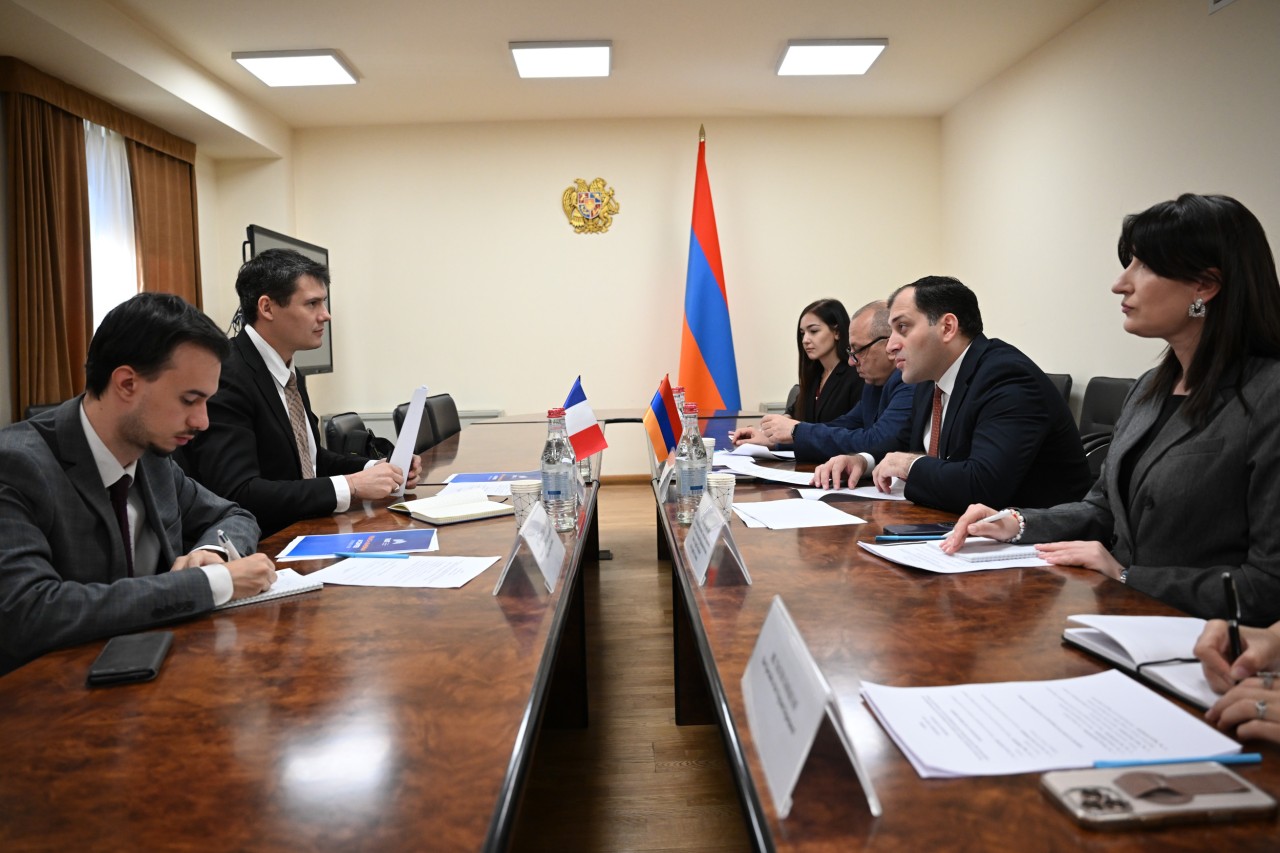Քննարկվել են  Հայաստանի և Ֆրանսիայի միջև ԱԲ համագործակցության զարգացման հնարավորությունները