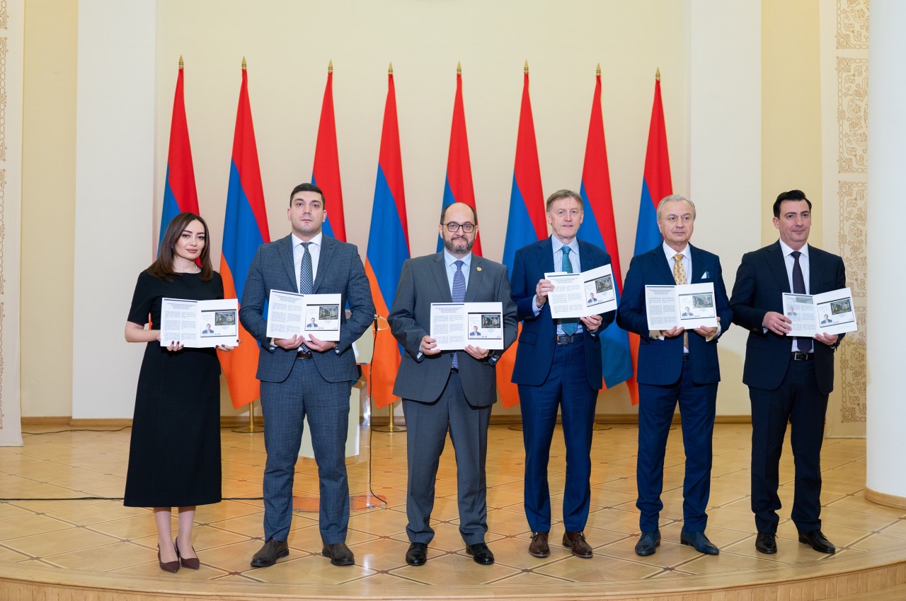 Հատուկ ծրար՝ նվիրված «Բարձր տեխնոլոգիաների ոլորտում համաշխարհային ներդրման համար Հայաստանի Հանրապետության պետական մրցանակ» թեմային