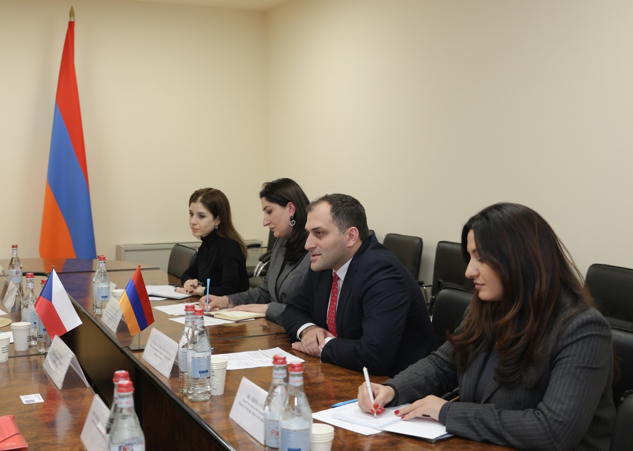 ԲՏԱ նախարարի առաջին տեղակալն ընդունել է Չեխիայի Հանրապետության ՊՆ պատվիրակությանը