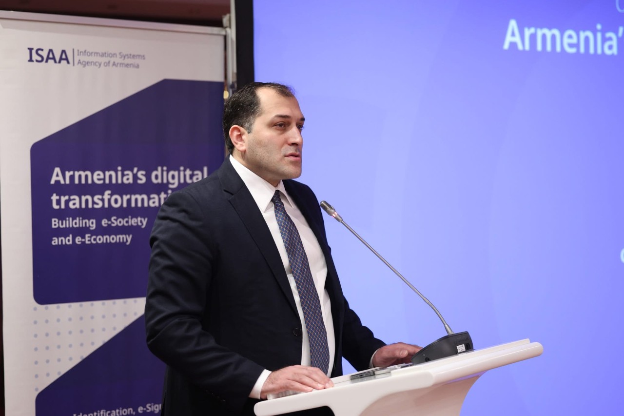 ԲՏԱ նախարարի առաջին տեղակալը բացման խոսքով հանդես է եկել Armenia Cloud Summit-ին. քննարկվել են թվային ինքնիշխանության և արդյունավետ կառավարման նոր ուղիները