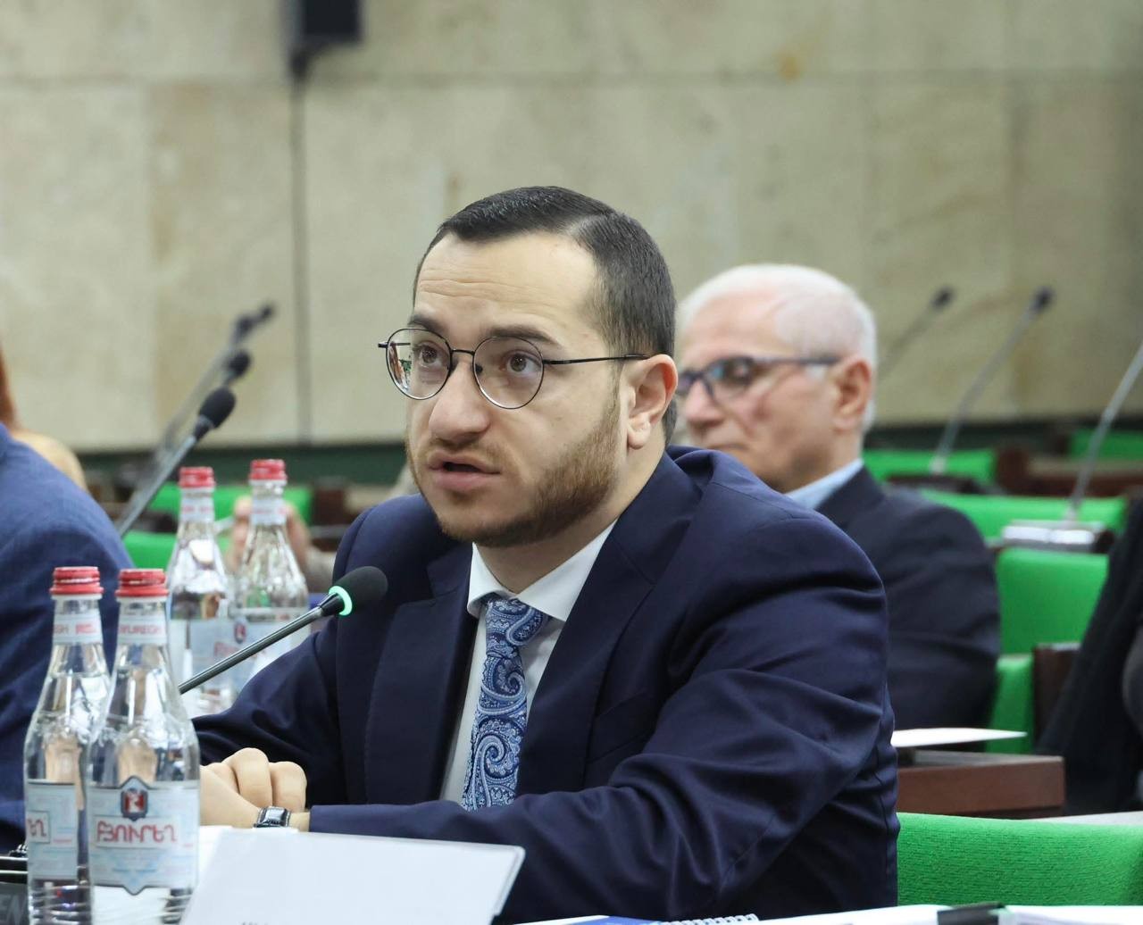ԲՏԱ նախարարը ԵՊՀ-ի ռեկտորին առաջարկել է մայր բուհում արհեստական բանականության գրագիտության պիլոտային ծրագիր ներդնել