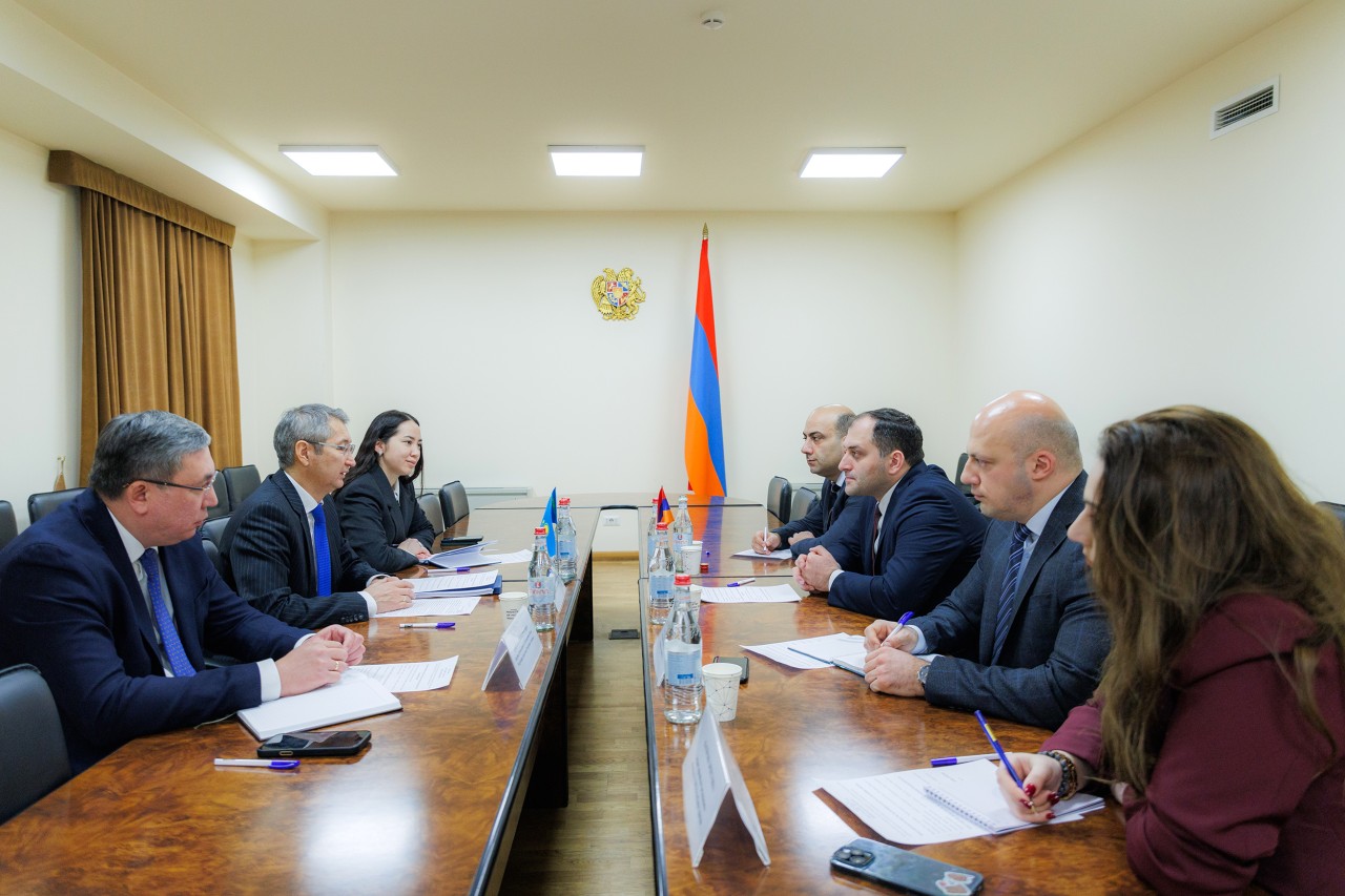 ԲՏԱ նախարարի առաջին տեղակալն ընդունել է Ղազախստանի դեսպանին