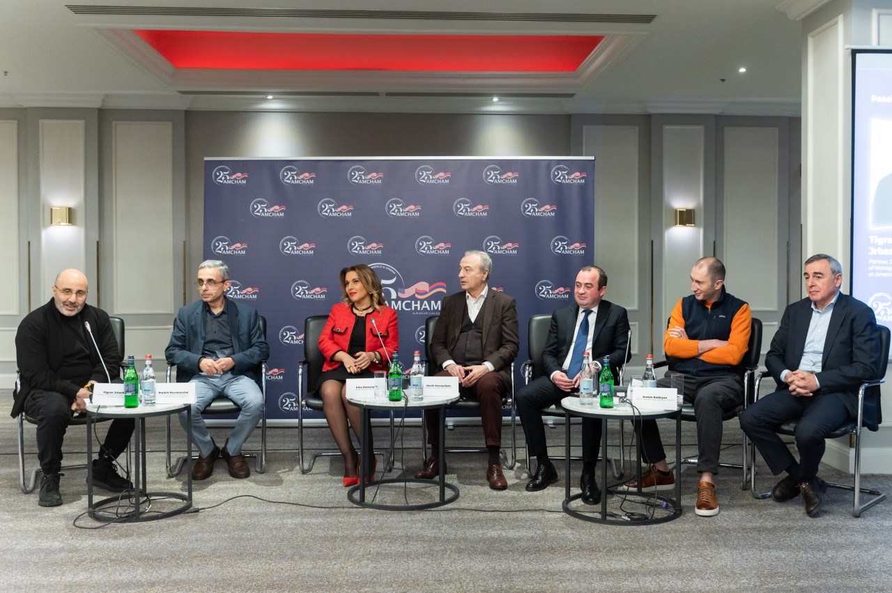 Ռուբեն Սիմոնյանն AmCham-ի համաժողովում ներկայացրել է Հայաստանի տեխնոլոգիական զարգացման ռազմավարական առաջնահերթությունները