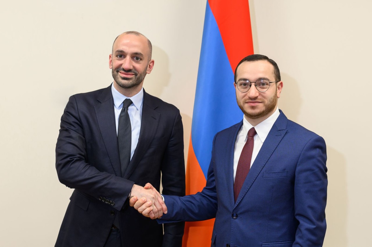 Մխիթար Հայրապետյանը հանդիպել է Ֆրանսիայի` Եվրոպայի հարցերով լիազոր նախարար Բենժամեն Հադադի հետ